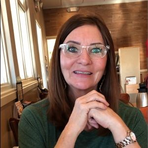 Meet your Posher, Paula